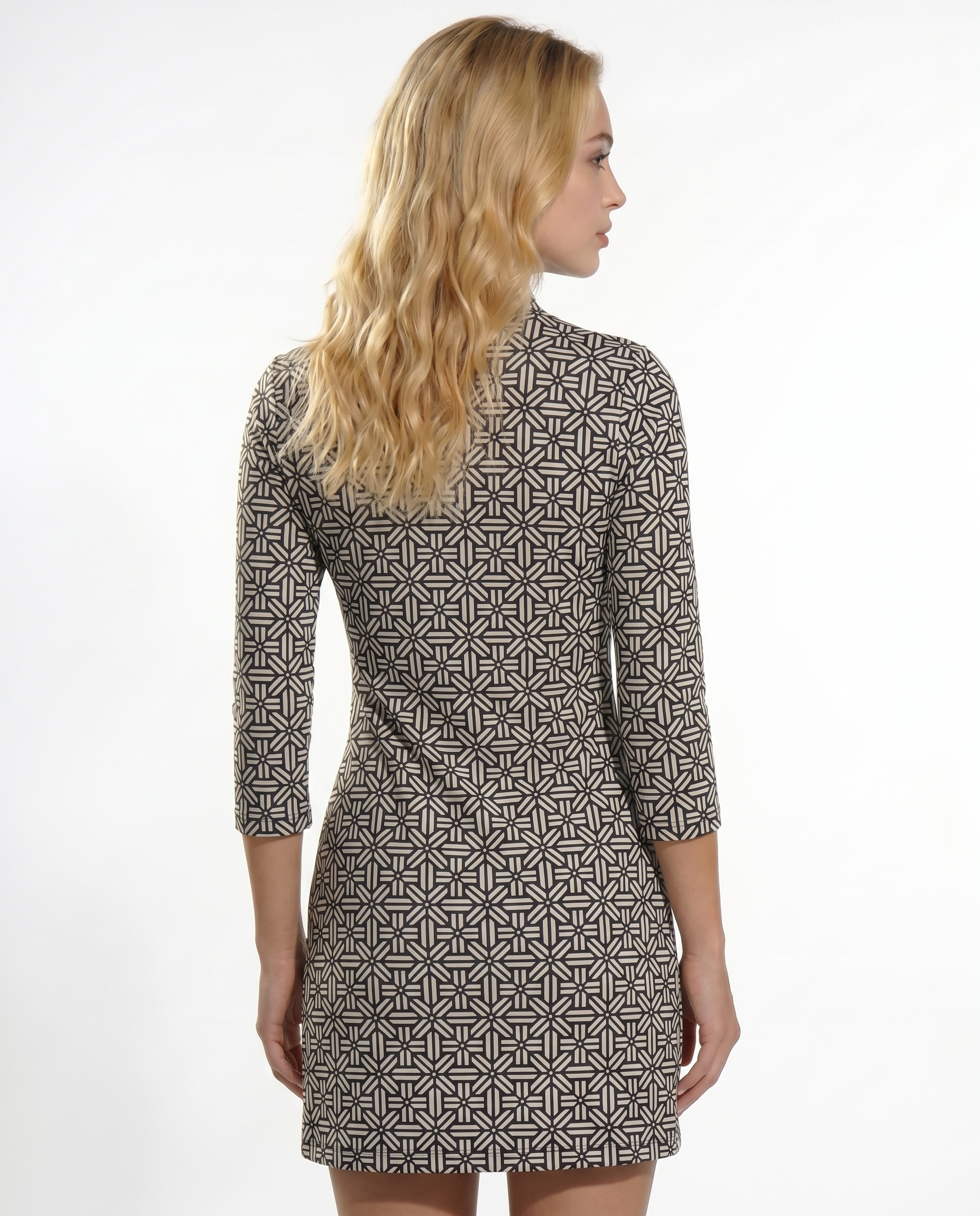 Stampedo 3/4 Slit Sleeves Piping Portrait NeckLine & Mock Zip Dress F50Z50