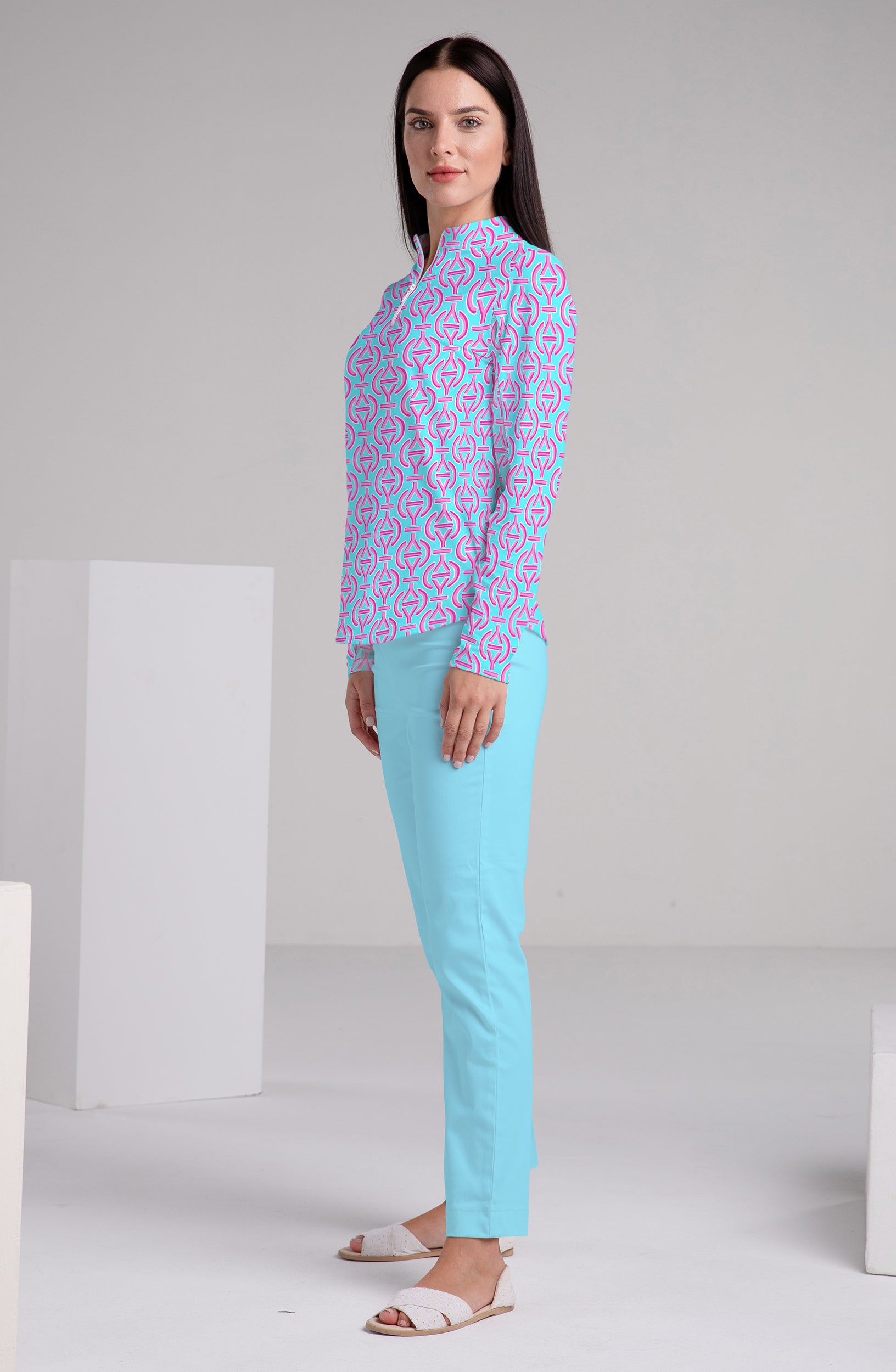 Victory V Long Sleeve Zip Mock Top 86Z31